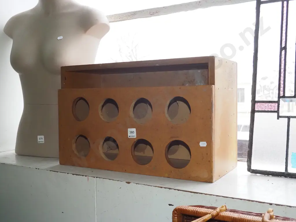 MDF wine rack Image 1++