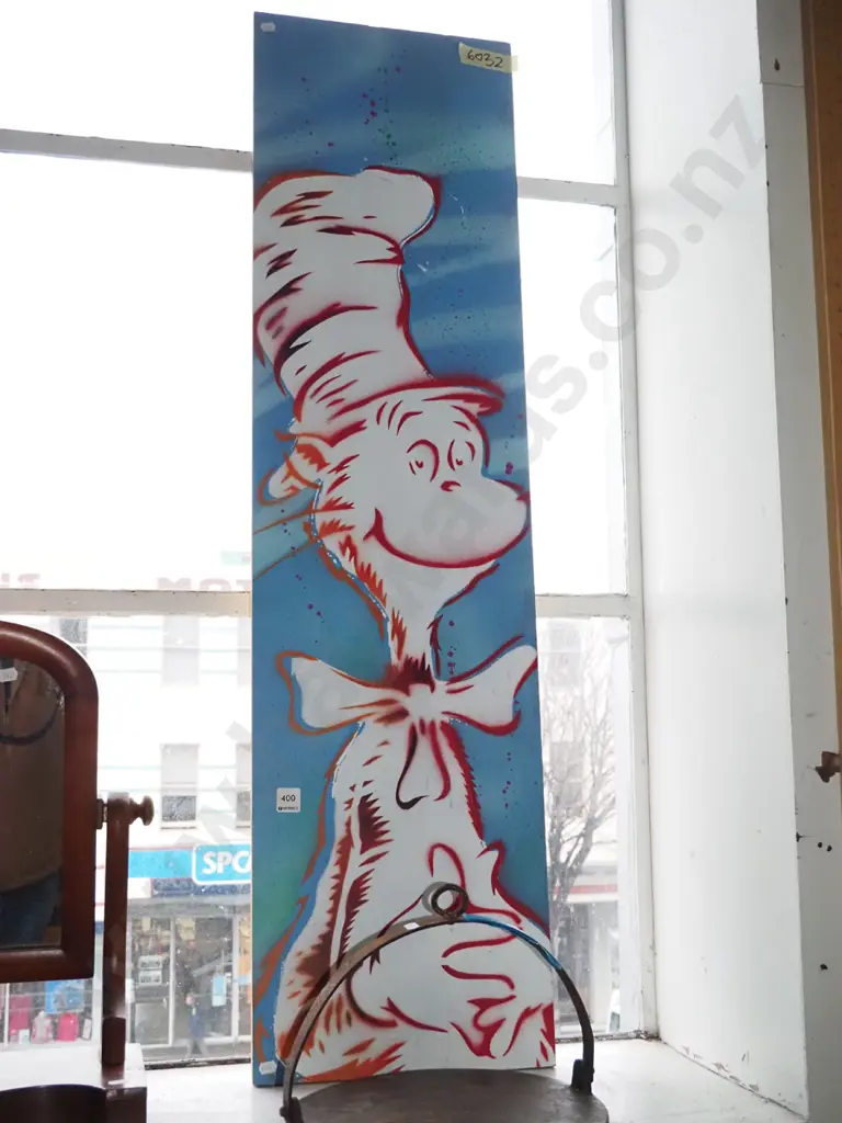 Cat in the Hat spray art on board Image 1++
