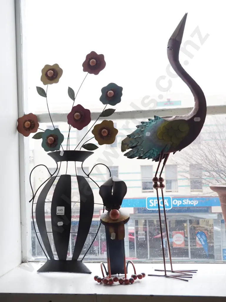 metal artworks; flowers, bird, dog Image 1++