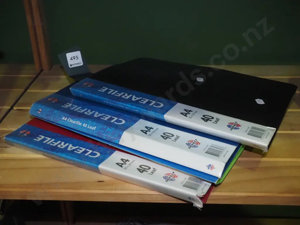 4 clear file stamp albums Image 1++