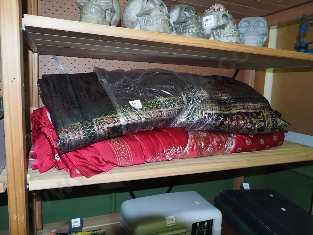 2 Indian bed covers and pillow cases Image 1++