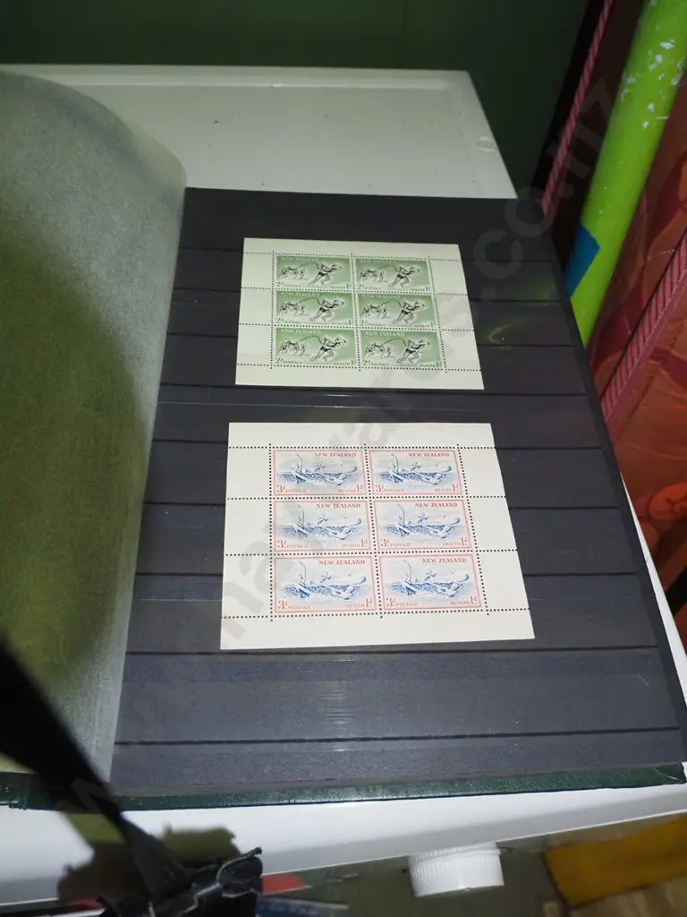3 stamp albums Image 1++