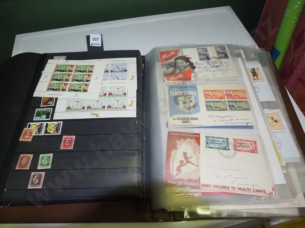 3 stamp albums Image 1++