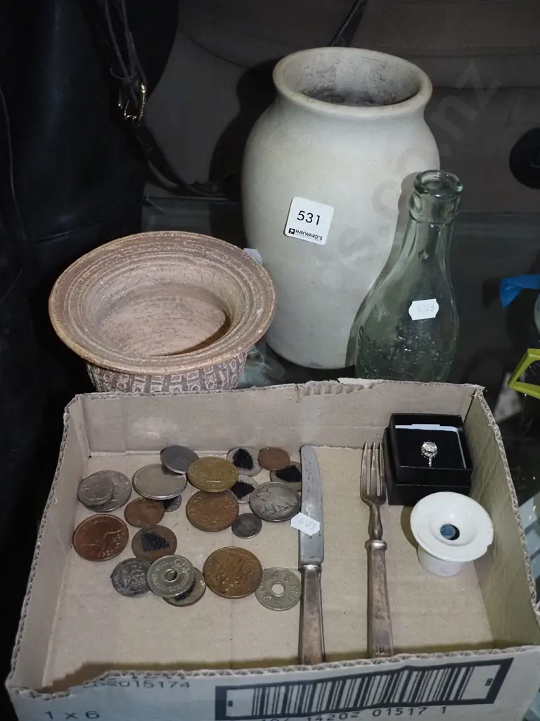 coins, inkwell, ring, vase etc Image 1++