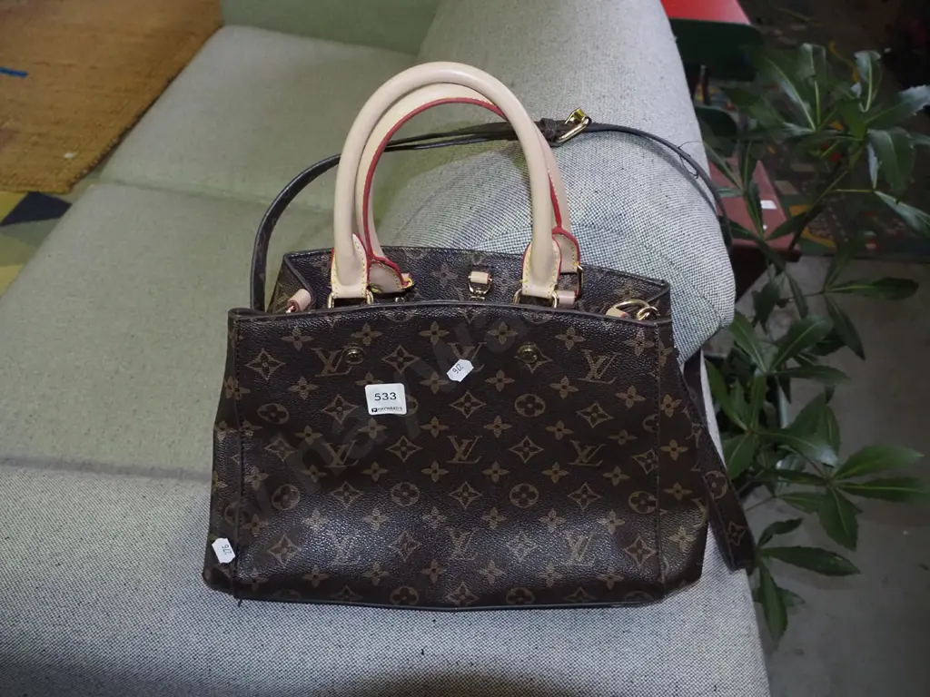 hand bag Image 1++