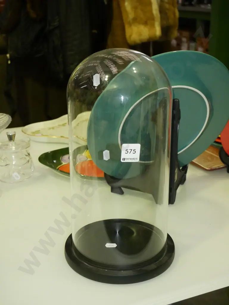 glass display dome H-300 Image 1++
