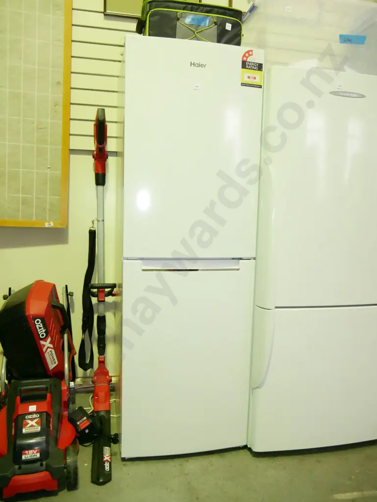 Haier fridge freezer H-1660 W-560 D-600 Image 1++