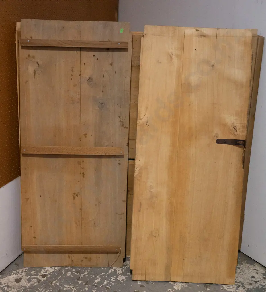 Victorian mahogany 2 door wardrobe with 2 fitted lower drawers  Image 1++