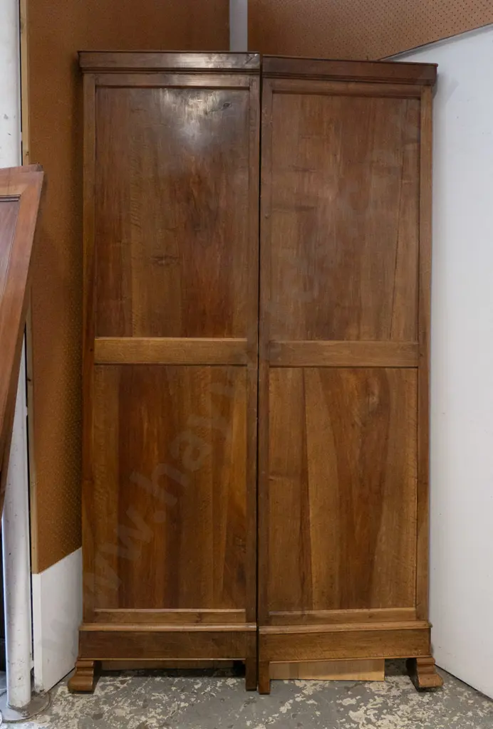 Victorian mahogany 2 door wardrobe with 2 fitted lower drawers  Image 1++