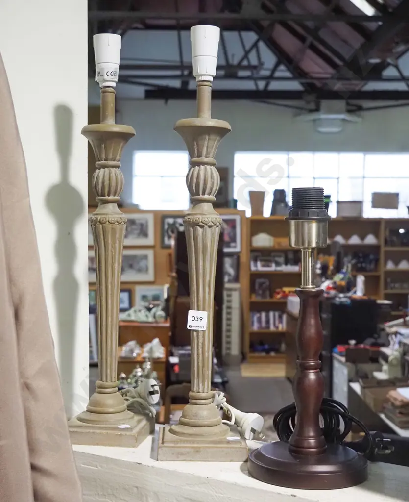 3 table lamp bases - no shades. Tallest H-560 Image 1++