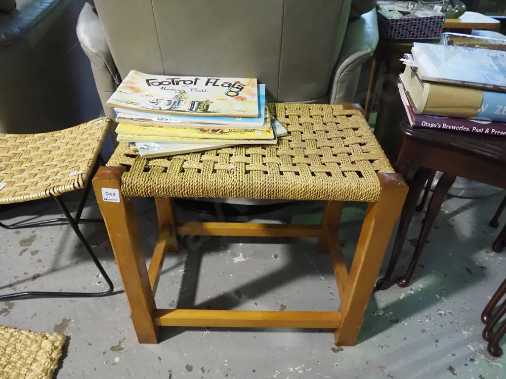 seagrass and rimu stool Image 1++