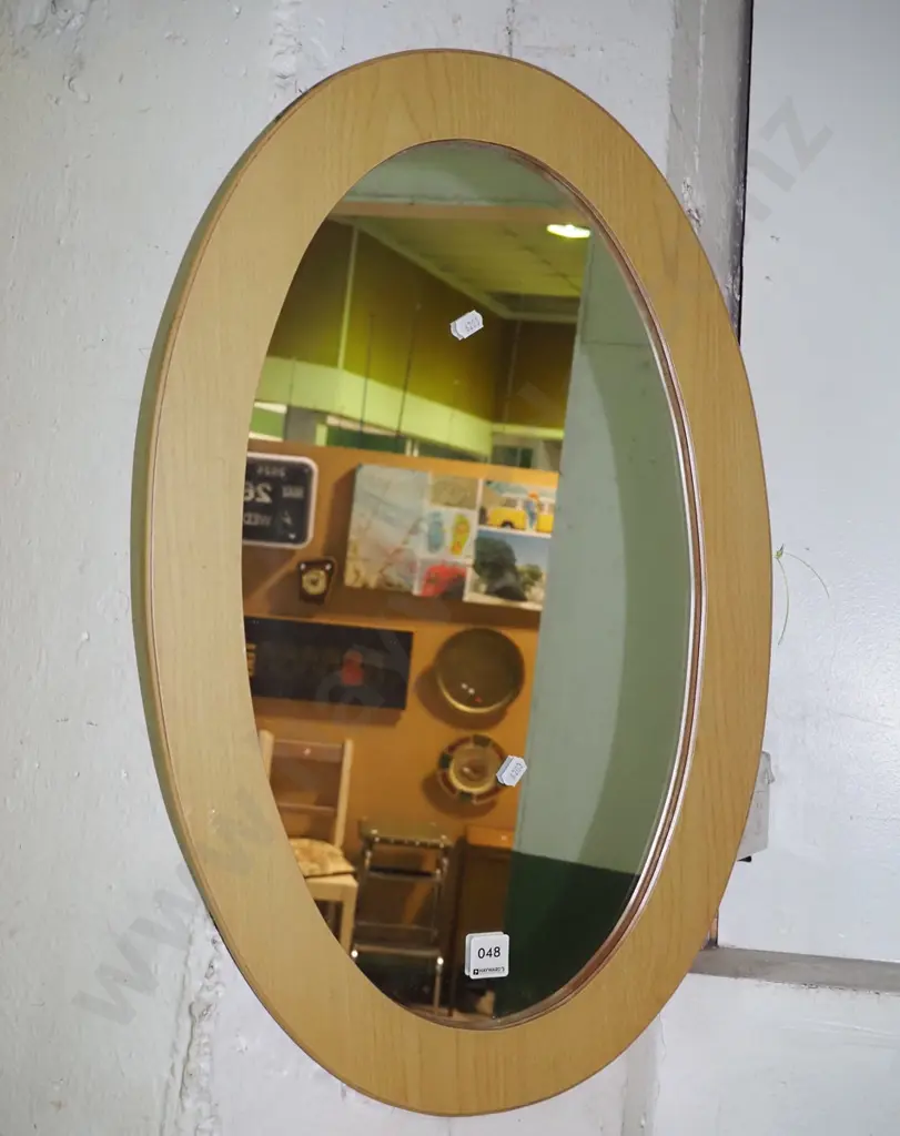 oval wall mirror Image 1++