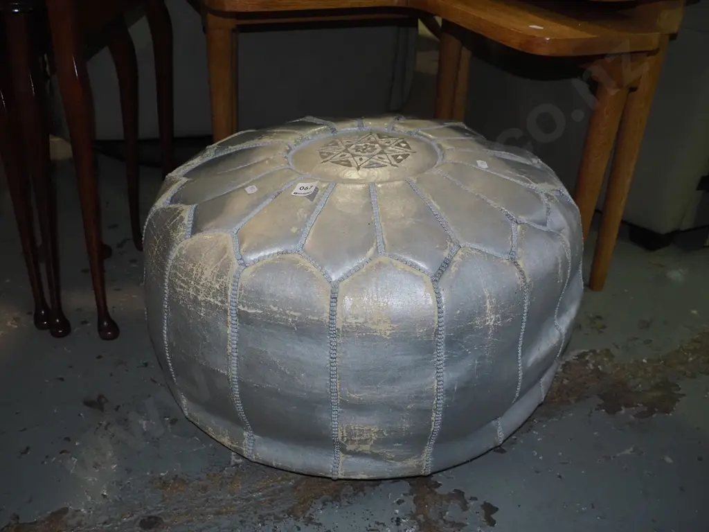 silver vinyl puff - wear Image 1++