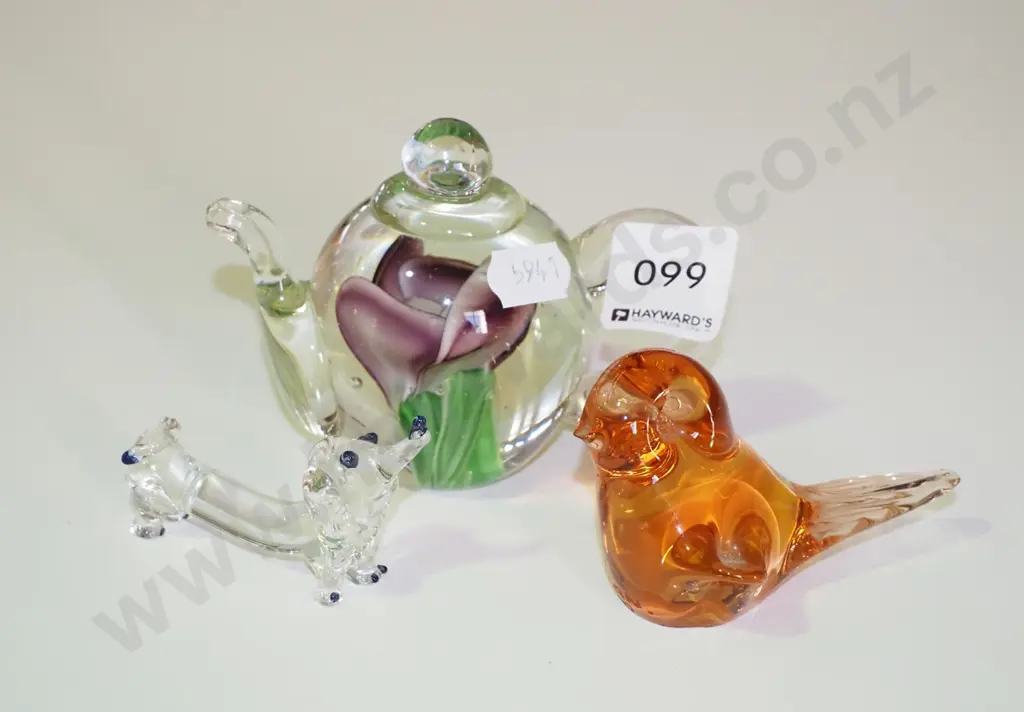 art glass teapot, sparrow, dog Image 1++