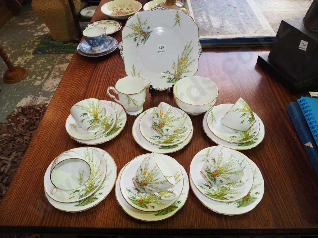 Royal Stafford broom teaset Image 1++