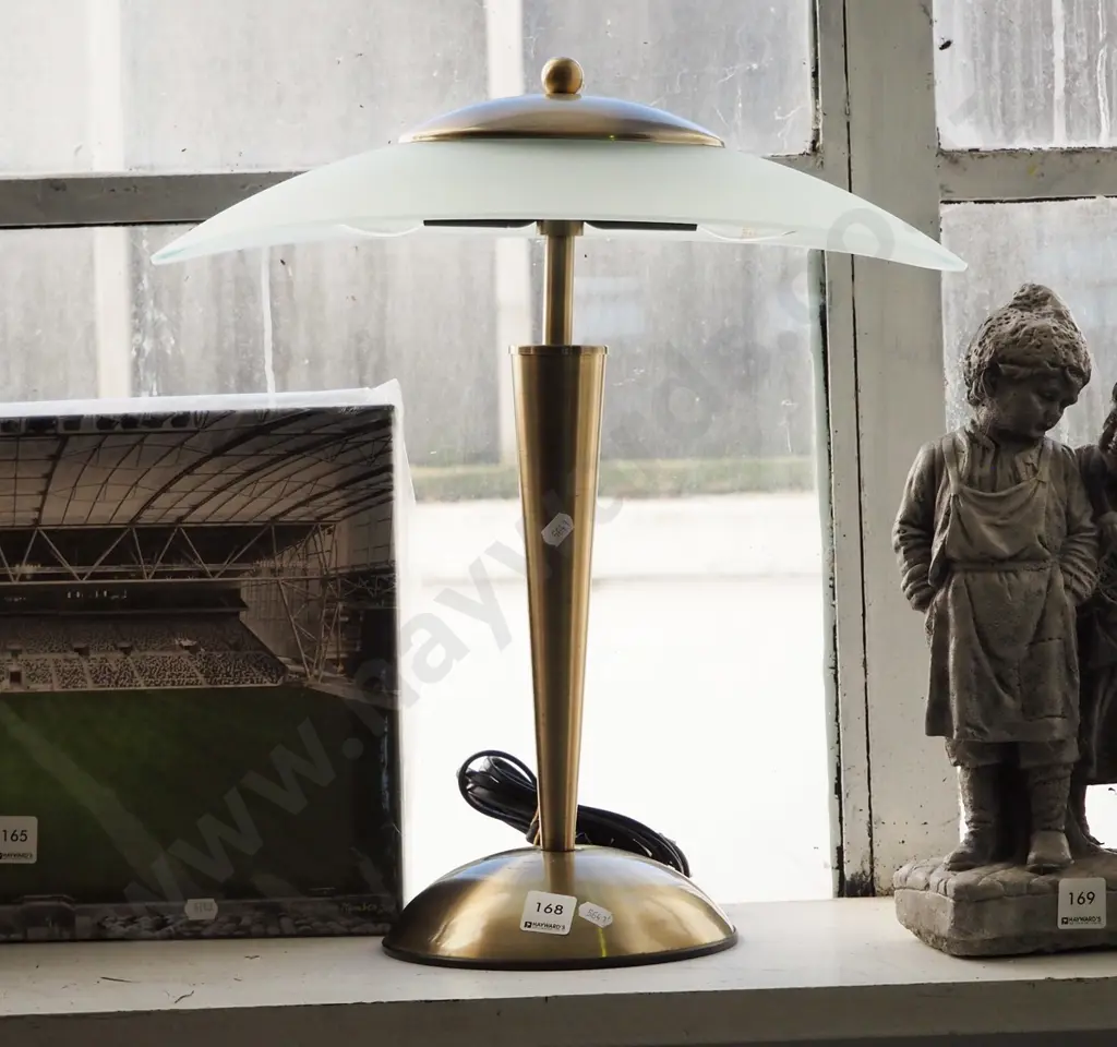 twin bulb table lamp H-430 Image 1++