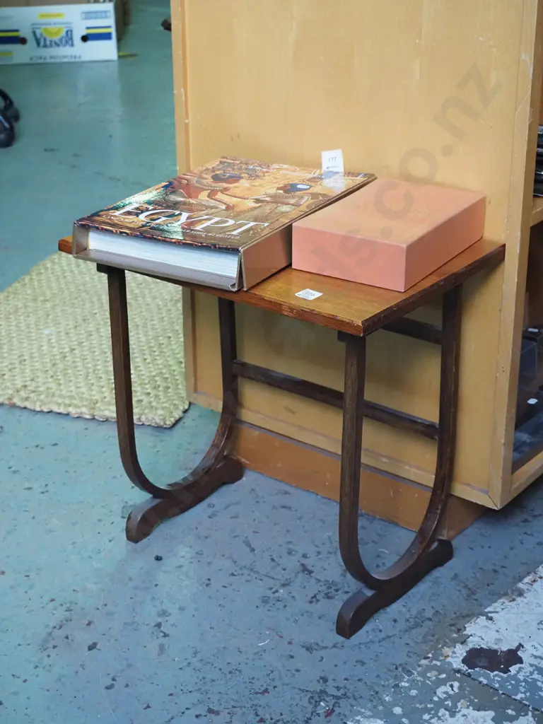 bentwood oak end table Image 1++