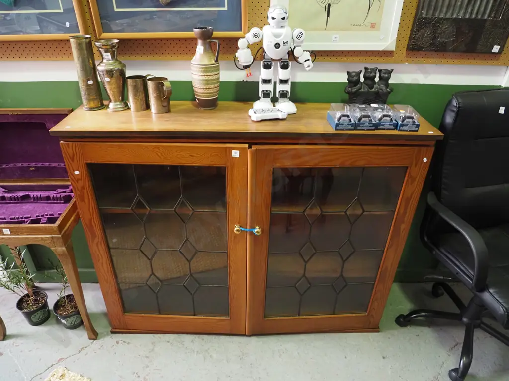 mixed timbers 2 door display cabinet with bevelled edge glass leadlight doors H-1120 W-1410 D-360 Image 1++