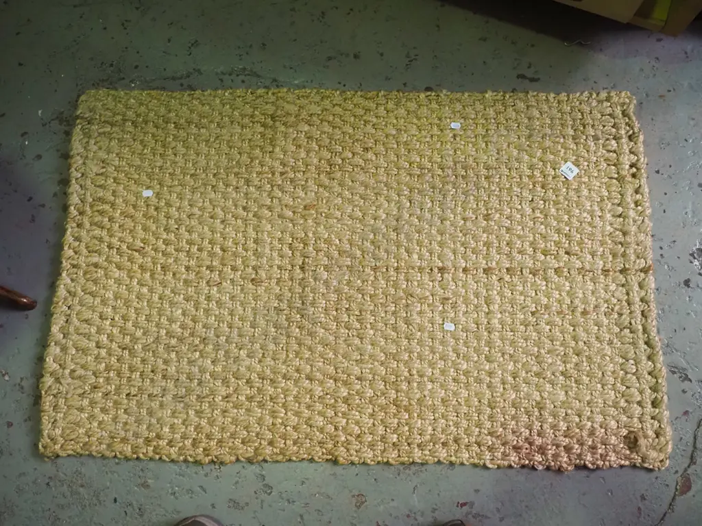 woven jute floor mat L-1000 W-620 Image 1++