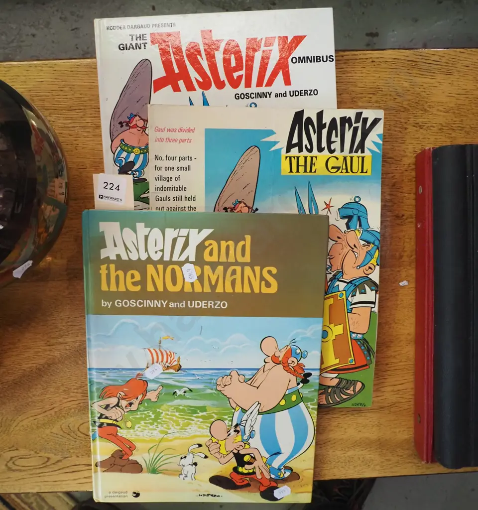 Asterix books Image 1++
