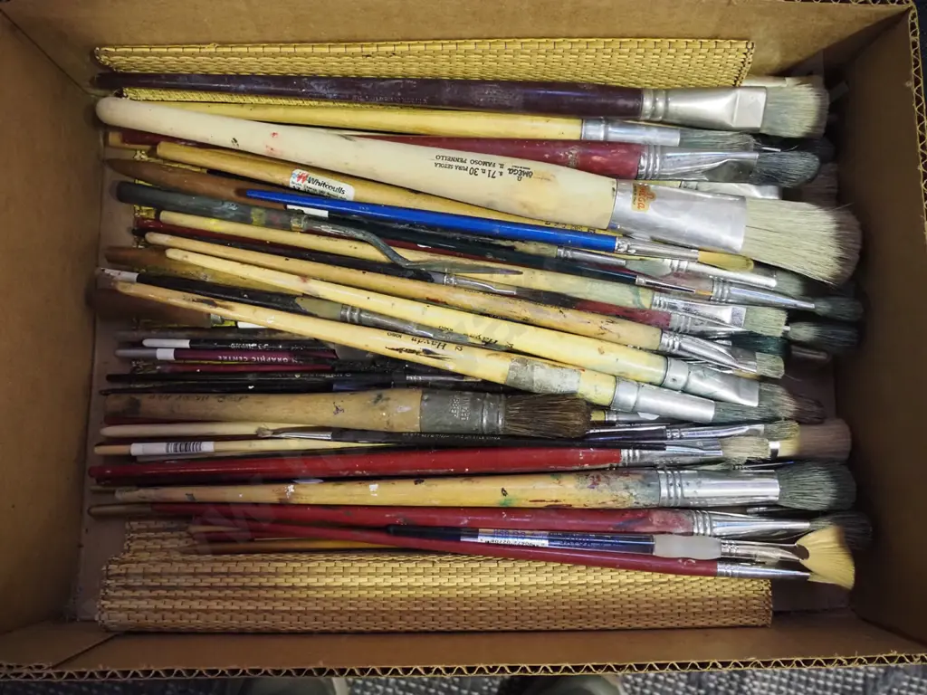 artist's brushes Image 1++