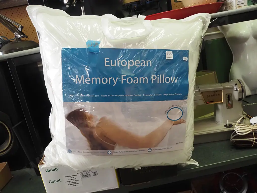 European Memory Foam pillow Image 1++
