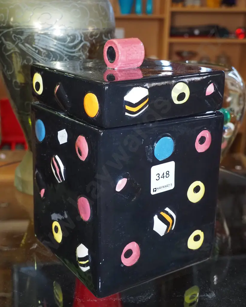 lidded lolly jar H-210 Image 1++