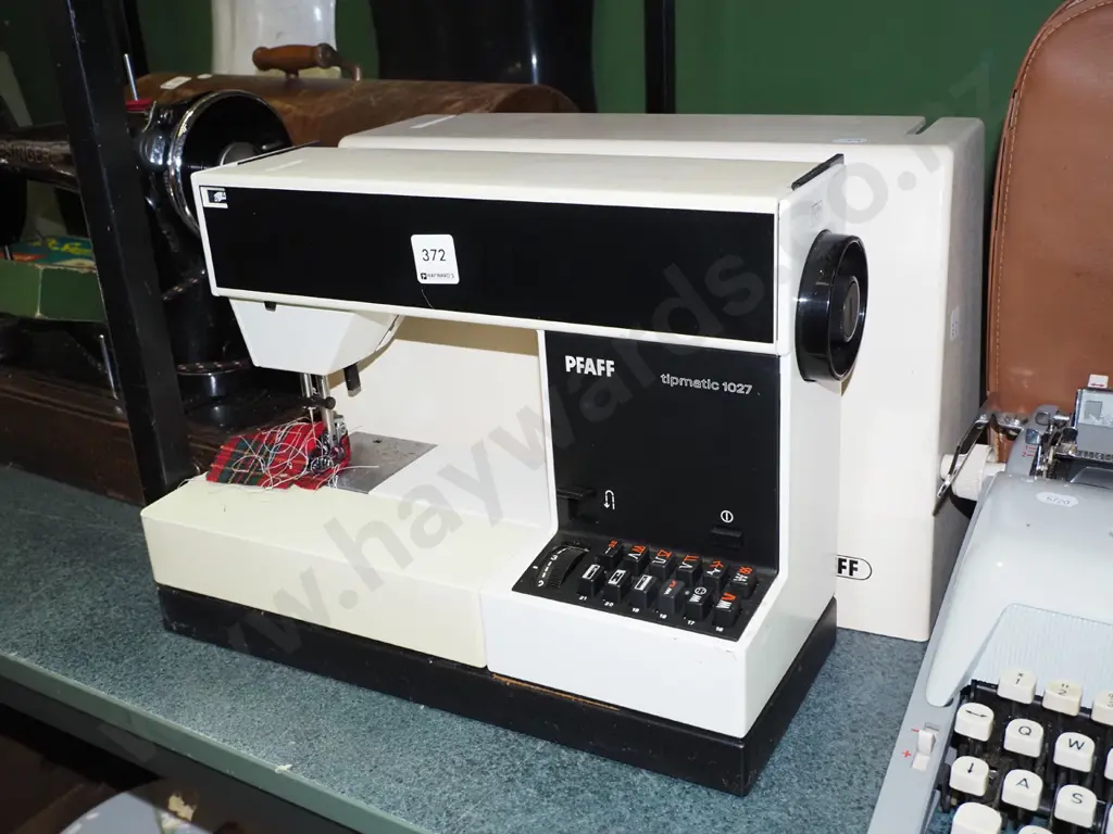 Paff sewing machine Image 1++