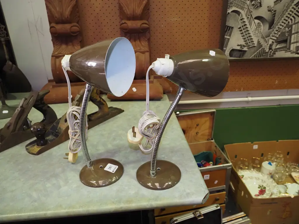 pair of mid-century headboard lights Image 1++