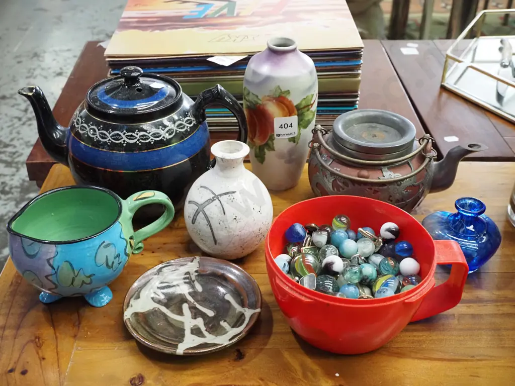 teapots, vases, marbles etc Image 1++