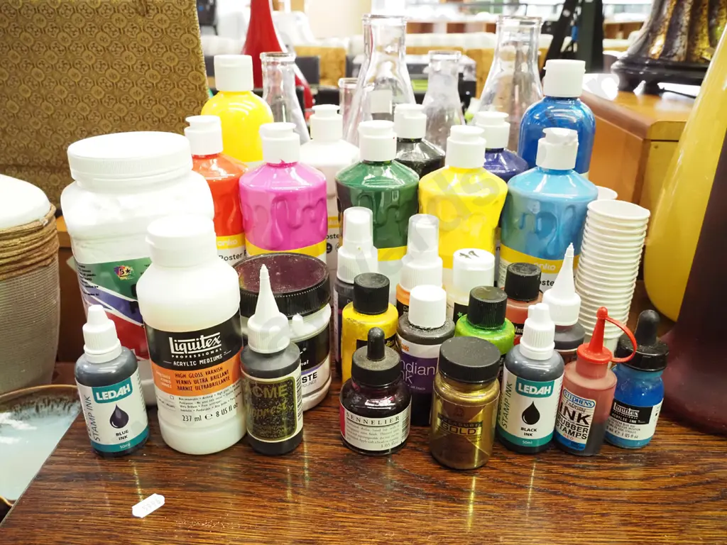 various artist's paints Image 1++