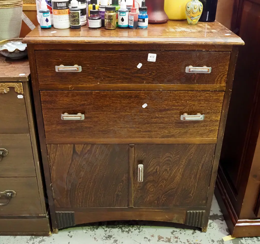 oak 2 door 2 drawer cupboard H-860 W-680 D-400 Image 1++