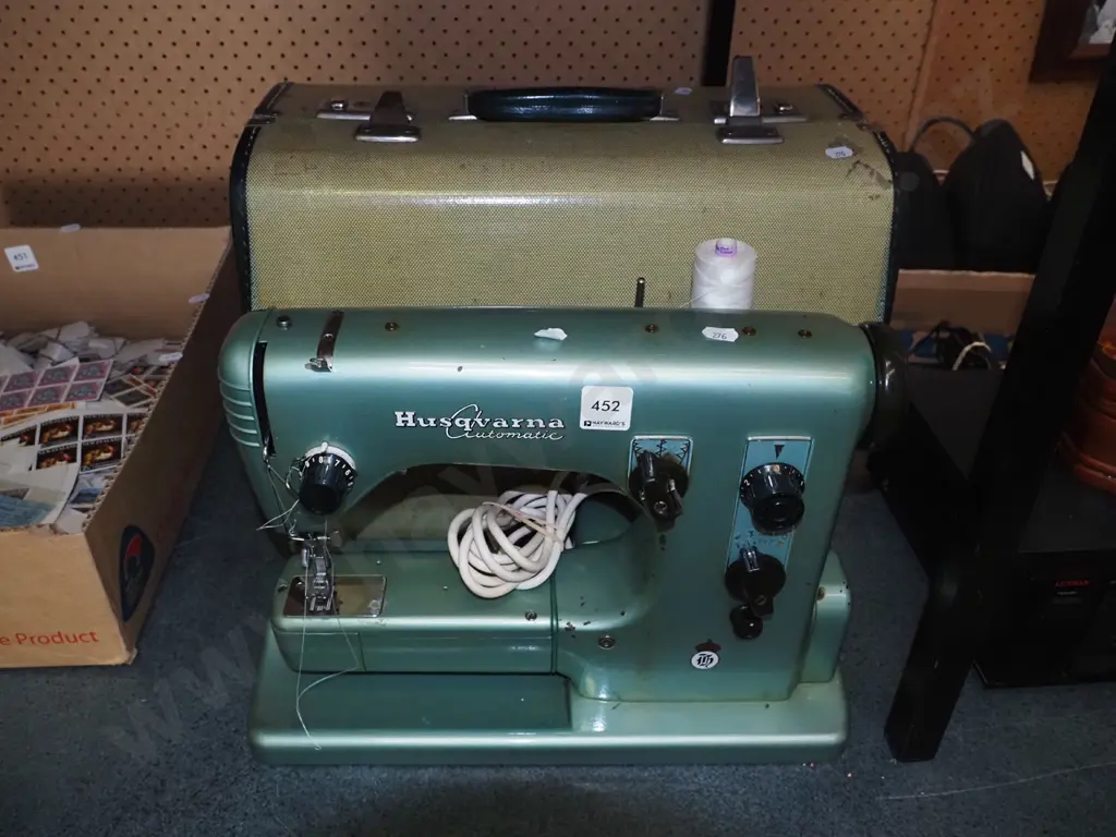 Husqvarna sewing machine Image 1++