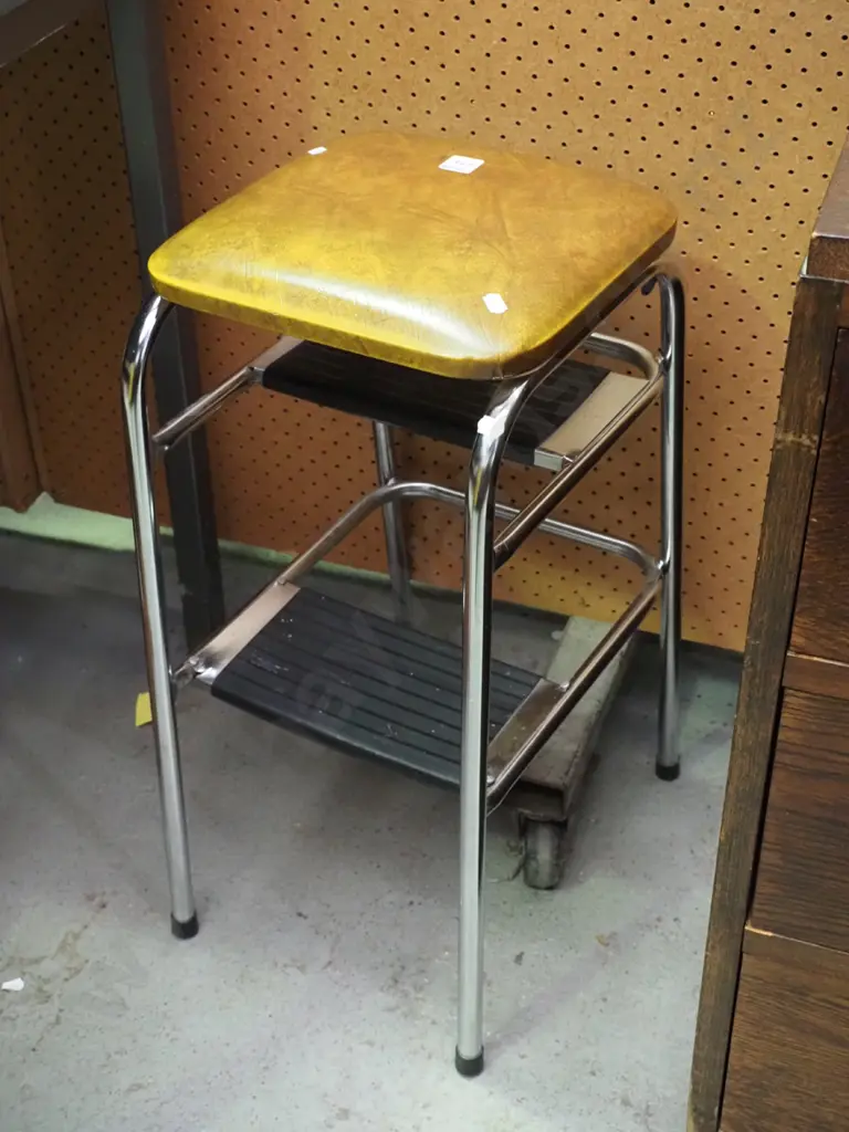 vinyl kitchen step stool Image 1++