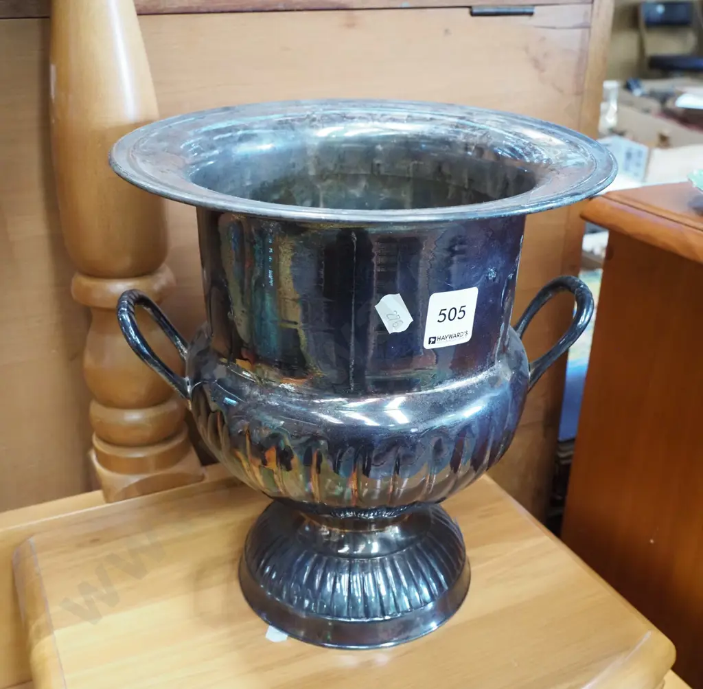 large plated ware double handled vase H-240 Image 1++