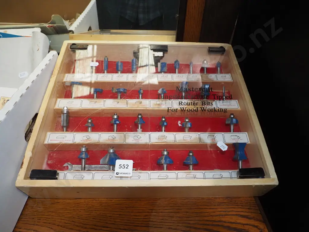 box of router bits Image 1++