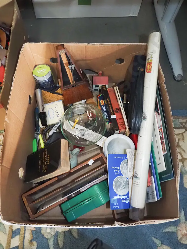 box; letter rack, hand bag, glass bowl etc Image 1++