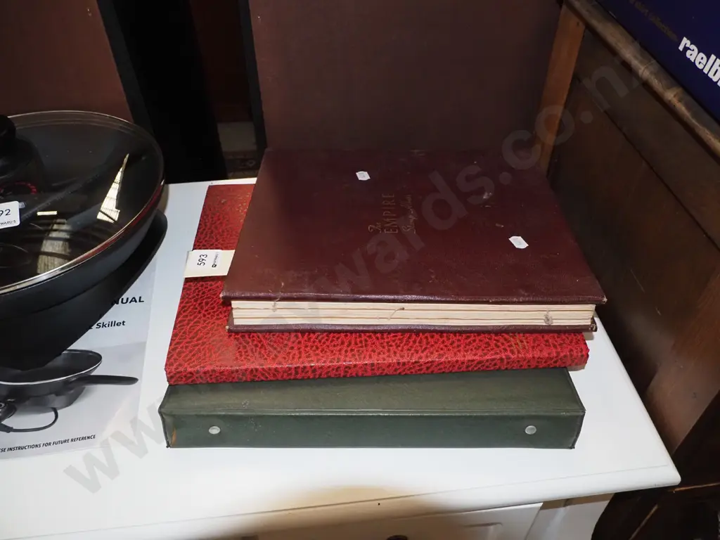 3x stamp albums Image 1++