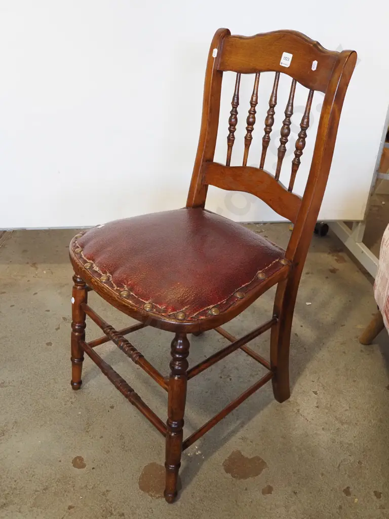 mahogany spindle back vinyl dining chair Image 1++