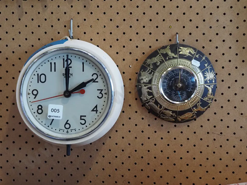 Smiths corded wall clock, retro horoscope themed barometer Image 1++
