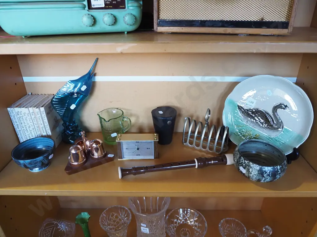 shelf; recorder, Hanmer pottery Beatrix Potter books etc Image 1++