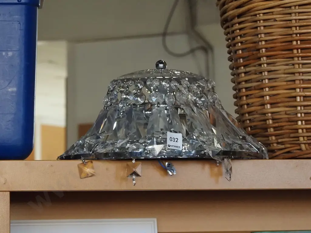 ceiling light fitting with glass lustres Image 1++