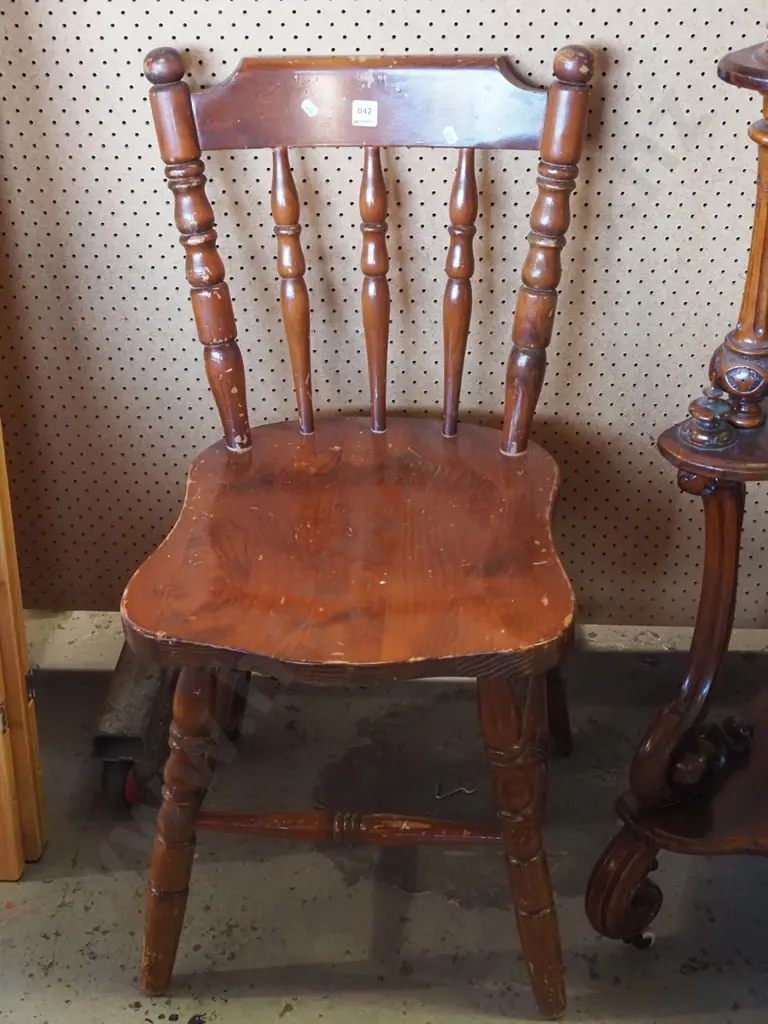 pine spindle back dining  chair Image 1++