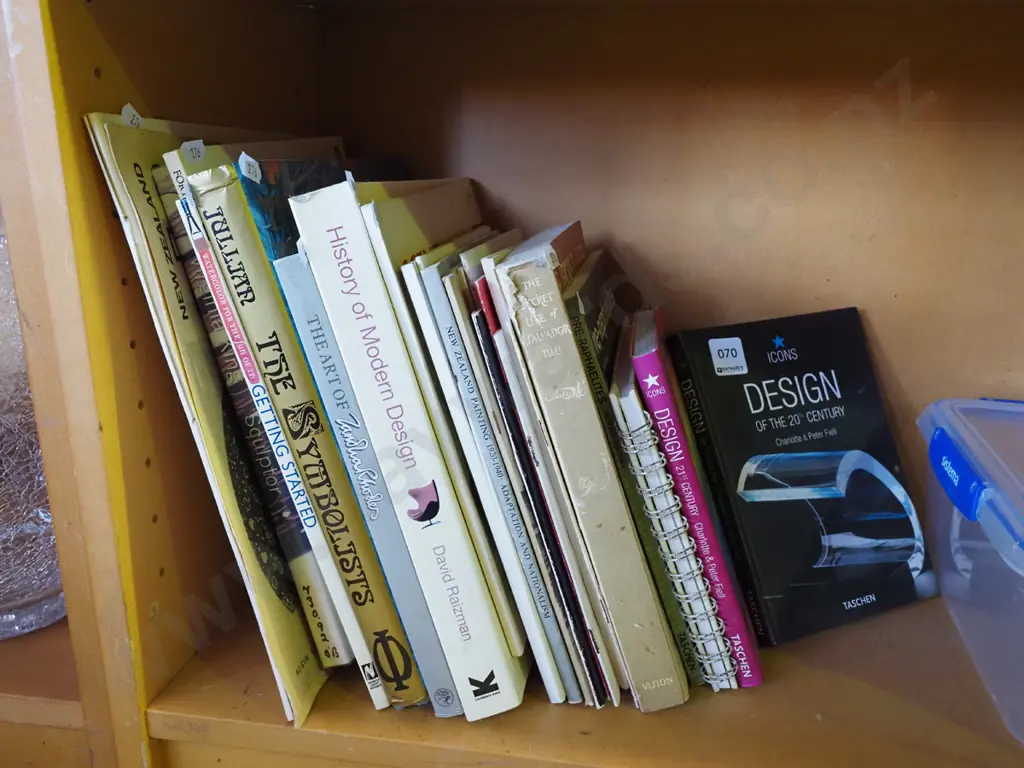 various design books Image 1++