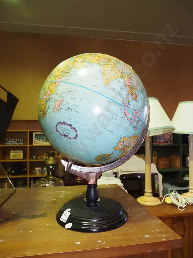 world globe H-420 Image 1++