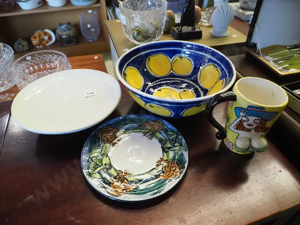 fruit bowl, comport, novelty coffee mug etc Image 1++