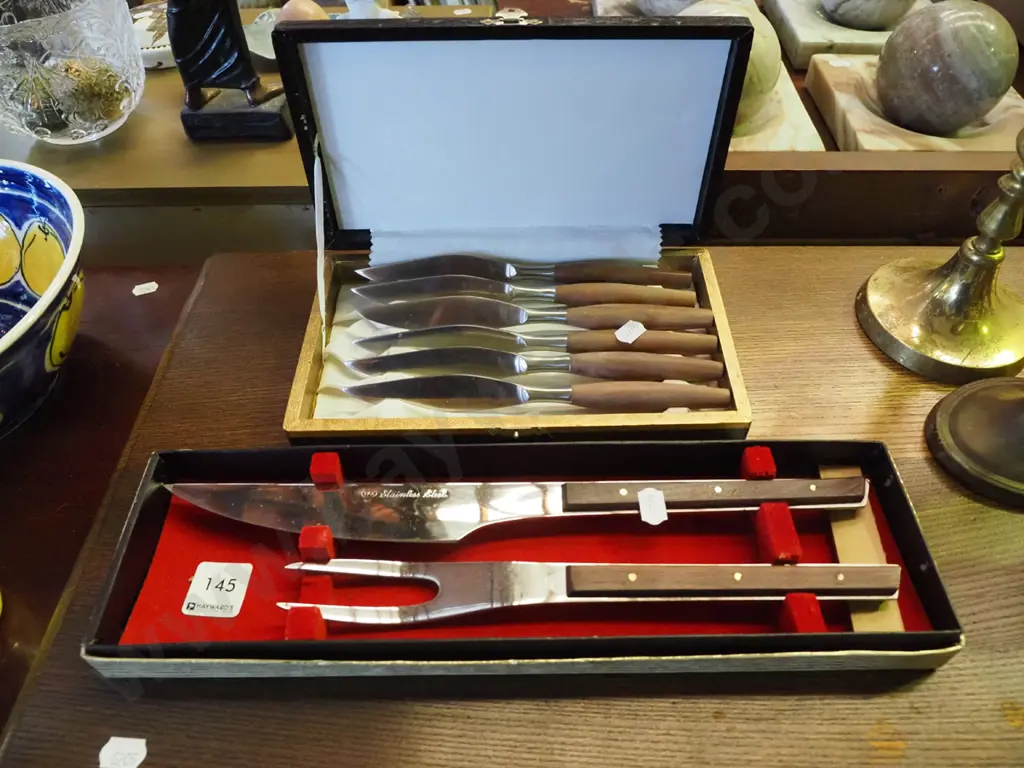 stainless steel carving set, cased knives Image 1++