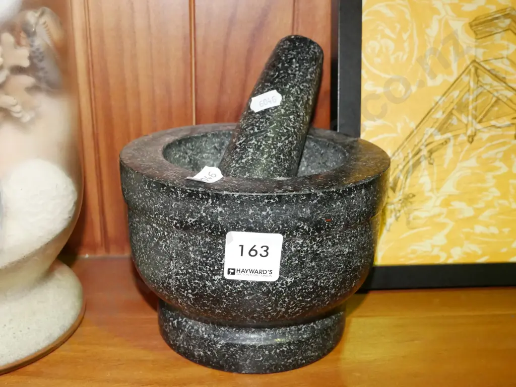 stone mortar and pestle Image 1++