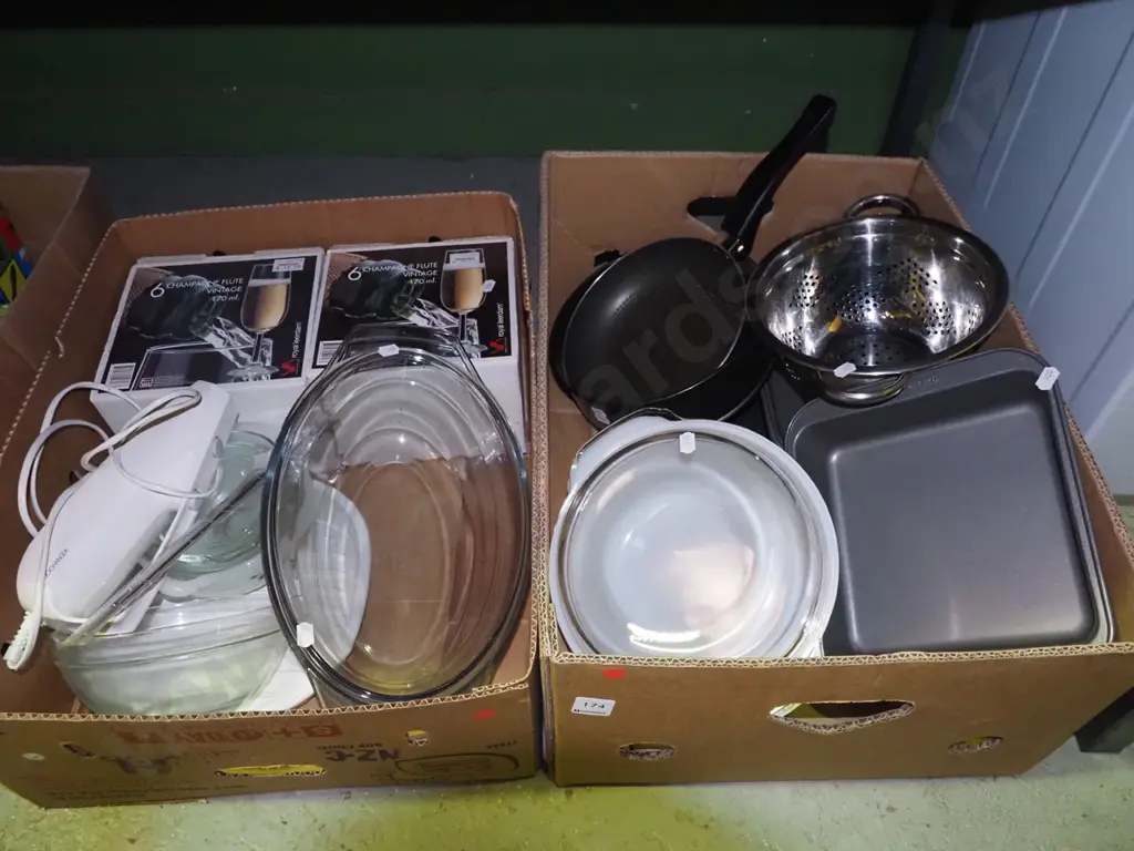 2x boxes of kitchen items; champagne flutes, colander, electric knife etc - red dots Image 1++
