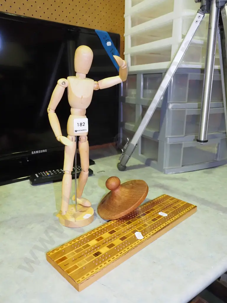 artists articulated model, spinning top, Sovereign ware cribbage scorer Image 1++